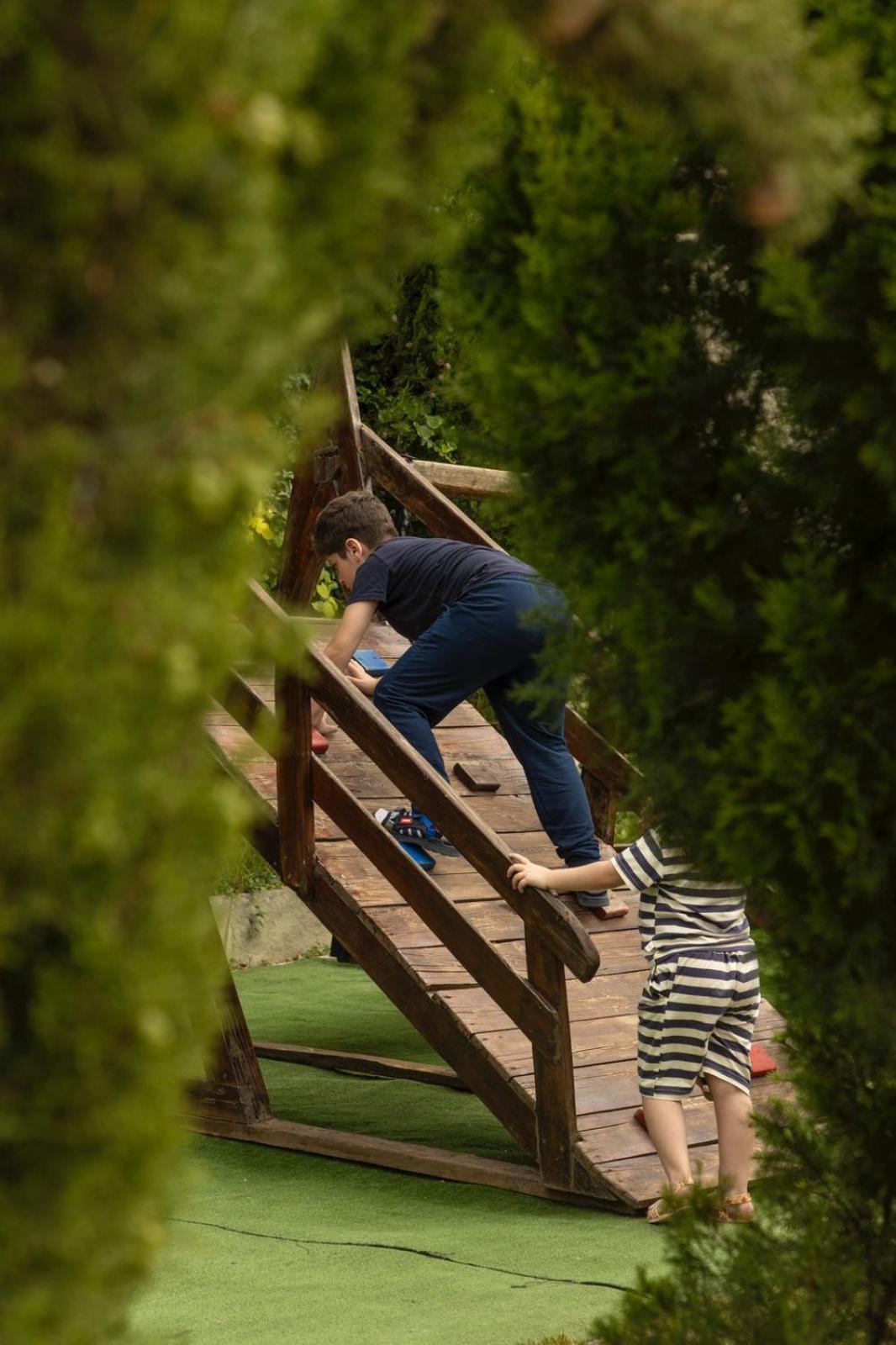 Lastiver Resort Yenokavan Bagian luar foto